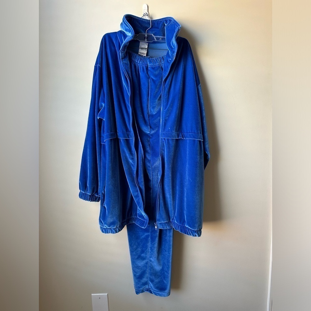 Roaman's Royal Blue Velour Set